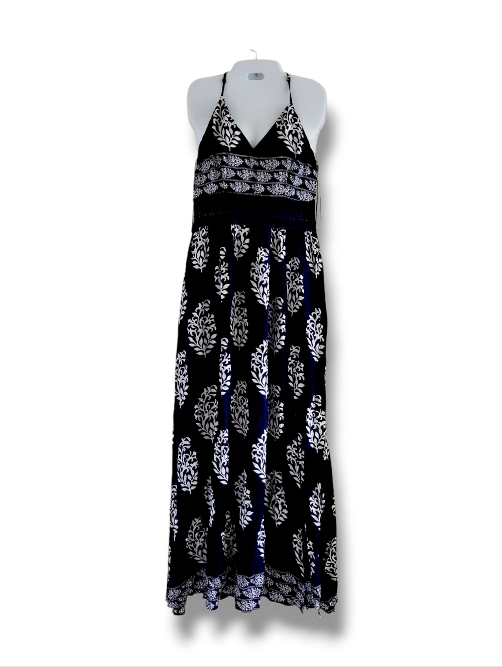 Miss Avenue | NWT Navy/White Boho Floral Maxi Dress (SIZE L)